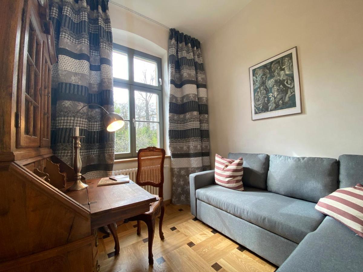 Altes Pfarrhaus Apartment Papstdorf Luaran gambar