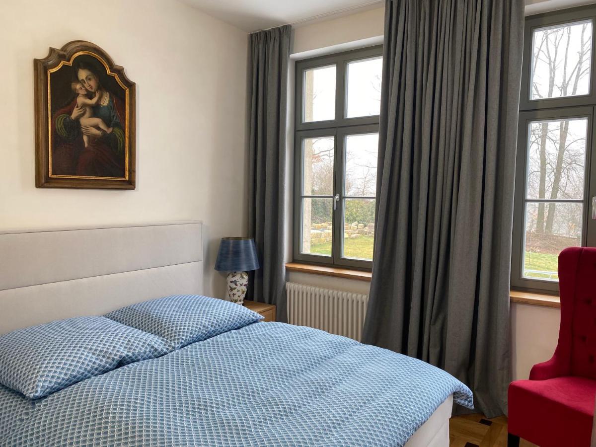 Altes Pfarrhaus Apartment Papstdorf Luaran gambar